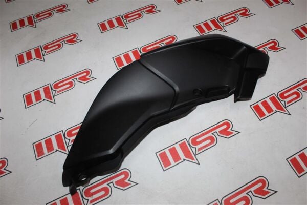 Bajaj Dominar 400 Benzin Depo Yan Grenajı Sağ Siyah A