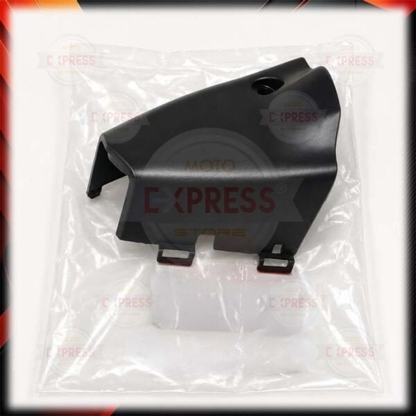 Honda Pcx125 2011 Hava Filtresi Önü Ufak Plastik Kapağı
