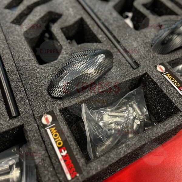 Suzuki GSX-R 1300 Hayabusa Gen3 2021-2026 Uyumlu Motor Koruma Takozu Siyah