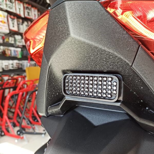 Motosiklet Arka Led Park Fren Uçak Kanadı Çakar Modülü Kedigözü Lambası