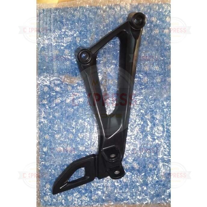 Bajaj Pulsar Rs200 21-26 Siyah Sağ Arka Yolcu Ayaklık Basamak Bağlantı Braketi Demiri A