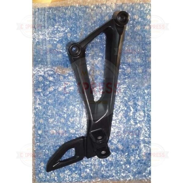 Bajaj Pulsar Rs200 21-25 Siyah Sağ Arka Yolcu Ayaklık Basamak Bağlantı Braketi Demiri A