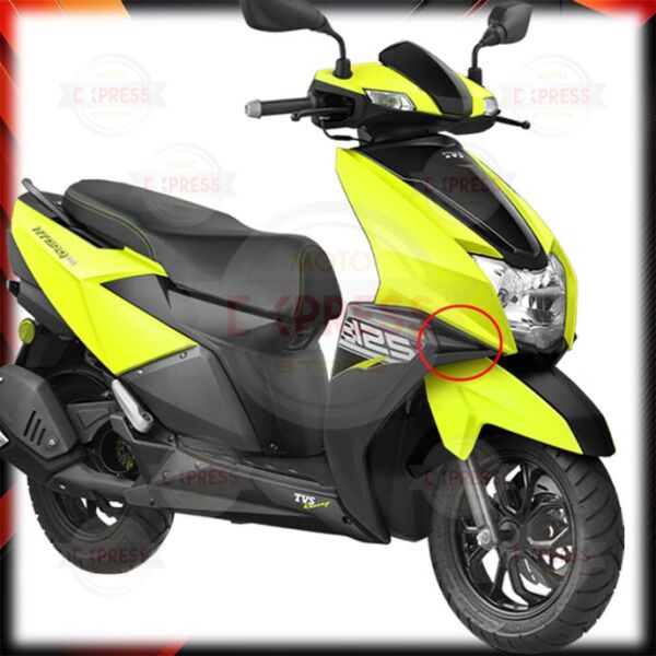 Tvs Ntorq125 Sağ Ön Grenaj Üstü Küçük Dekoratif Kapak Karbon Siyah