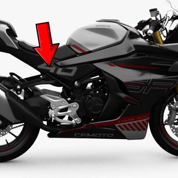CFMoto 450SR 2022-2025 Sağ Ön Sele Altı Yan Kapak Grenajı Paneli Mat A