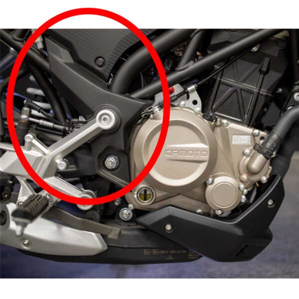 CFMoto 250NK 2018-2025 Sağ Sele Altı Braket Üstü Dekoratif Kapak Muhafazası A