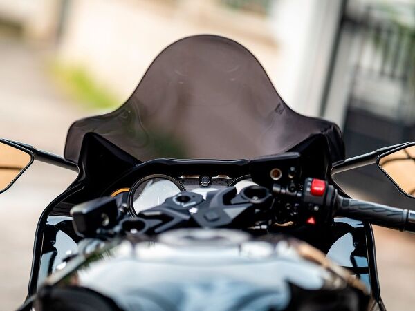 WRS SUZUKI GSX-R 1300 HAYABUSA 2021-2025 YÜKSEK YARIŞ CAMI FÜME