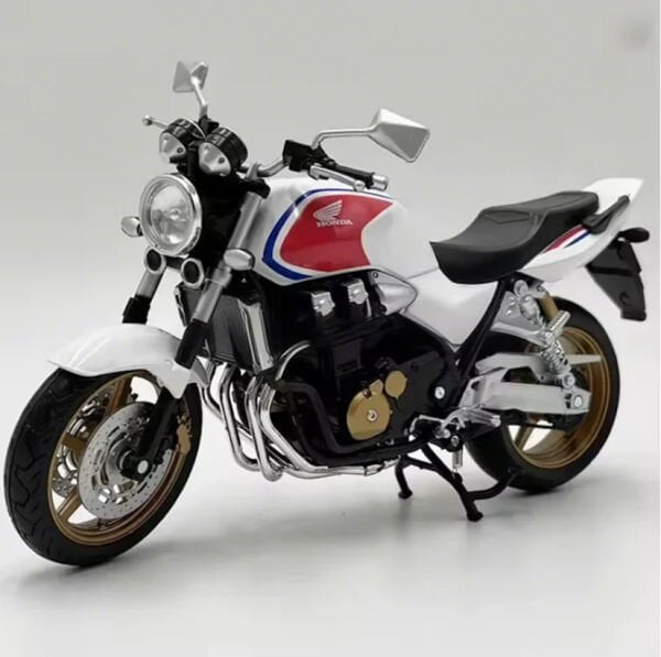 Honda CB 1300SF Maket Model Motosiklet