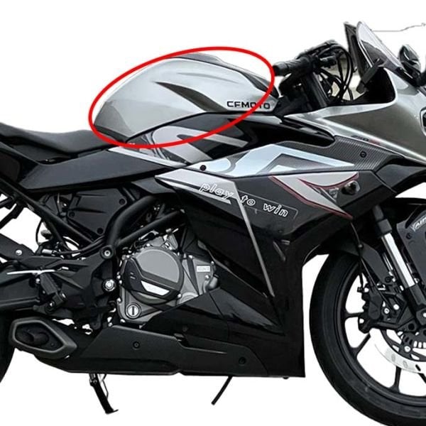 CFMoto 250SR 2023-2024 Sağ Depo Yanı Grenajı Paneli Gümüş Gri A