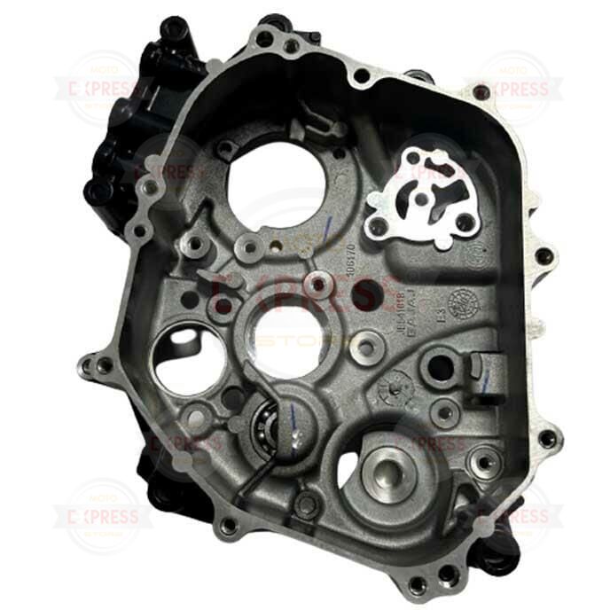 Bajaj Discover 125 ST Sağ Karter Blok A