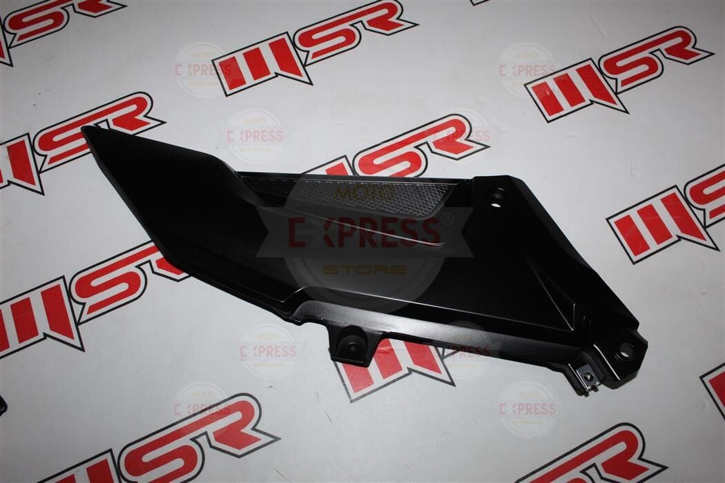 Bajaj Dominar 400 Sağ Dekor Kapak Siyah A 56Jf134X